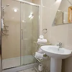 Apartament Glencourt *